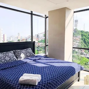 penthouse-de-lujo-bellini-puerto-santa-ana.guayaquilhotels.org/